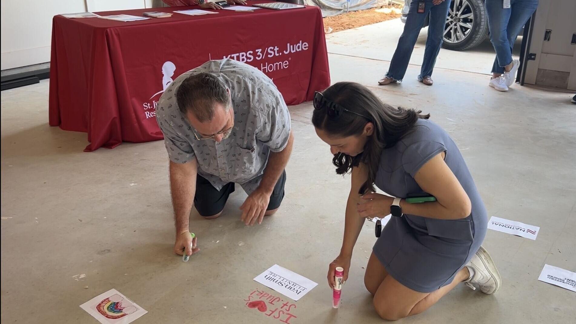 SJ26_floor_signing_011.jpeg