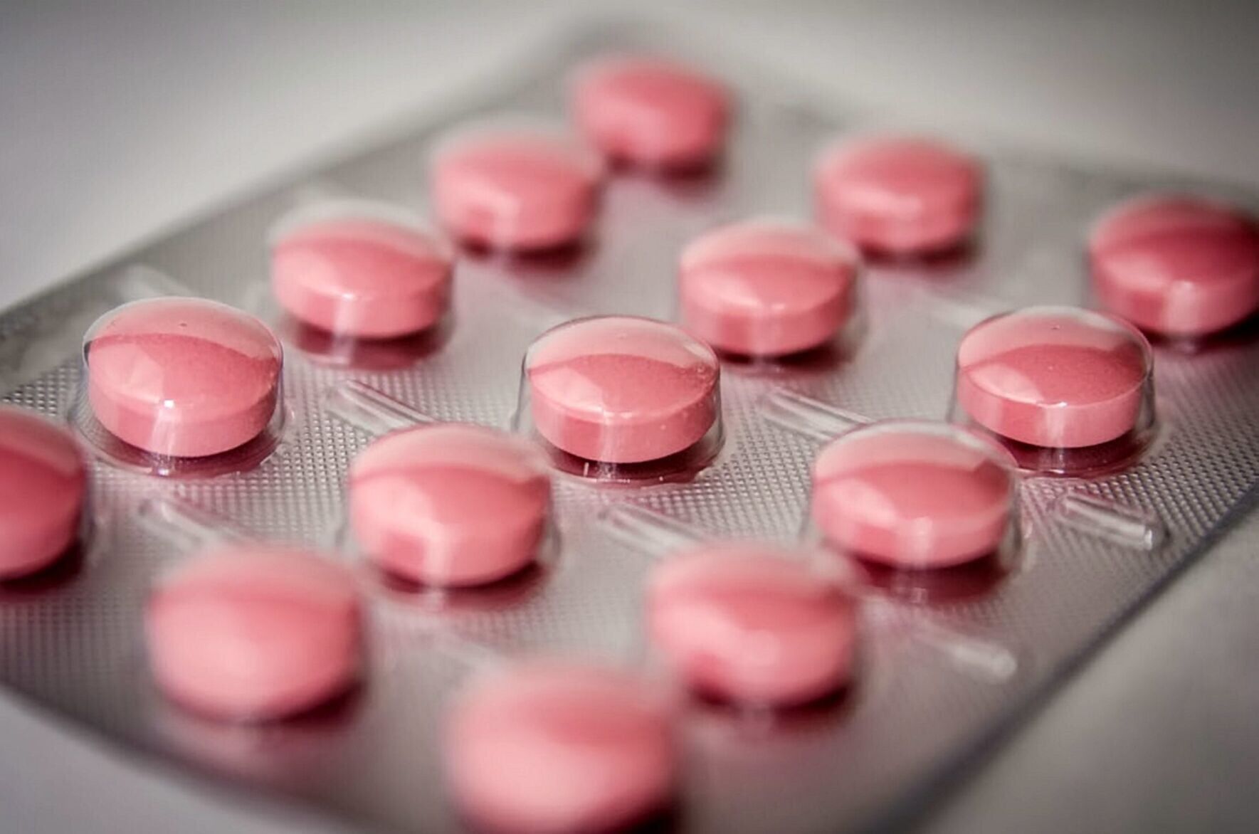 UK’s fifth heatwave could make contraceptive pill less effective, pharmacist warns