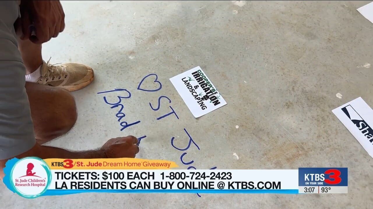 Floor signing ceremony held for KTBS 3 St. Jude Dream Home