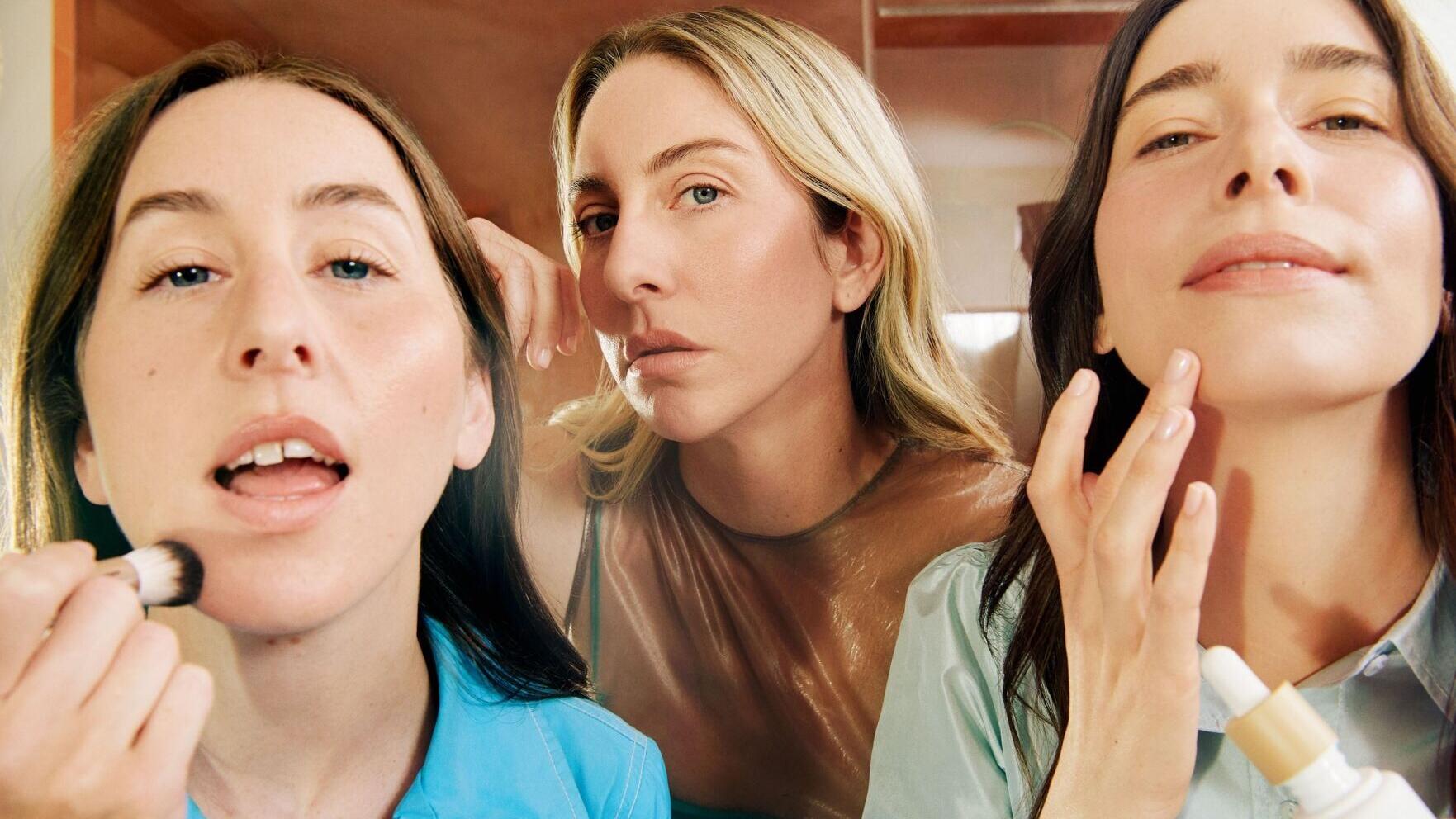 ILIA Beauty and HAIM Team Up for ILIA’s New Super Serum Skin Tint SPF 40 Campaign