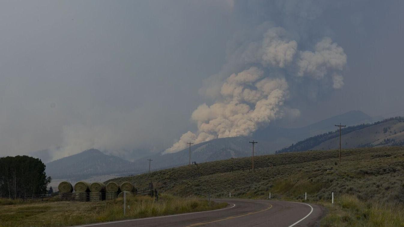 'An absolute firefight' saved Maverick Mountain, Elkhorn Hot Springs from Sand Creek fire