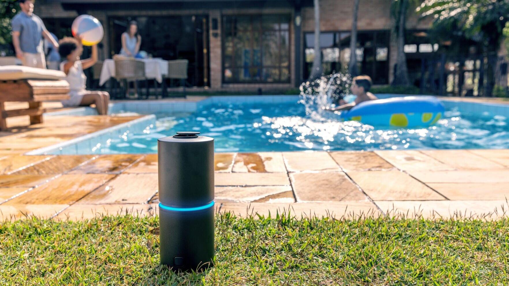 LIV 2.0 creates outdoor protection against mosquitoes and no-see-ums for up to 3,140 square feet with a single hub and 10 repellers.