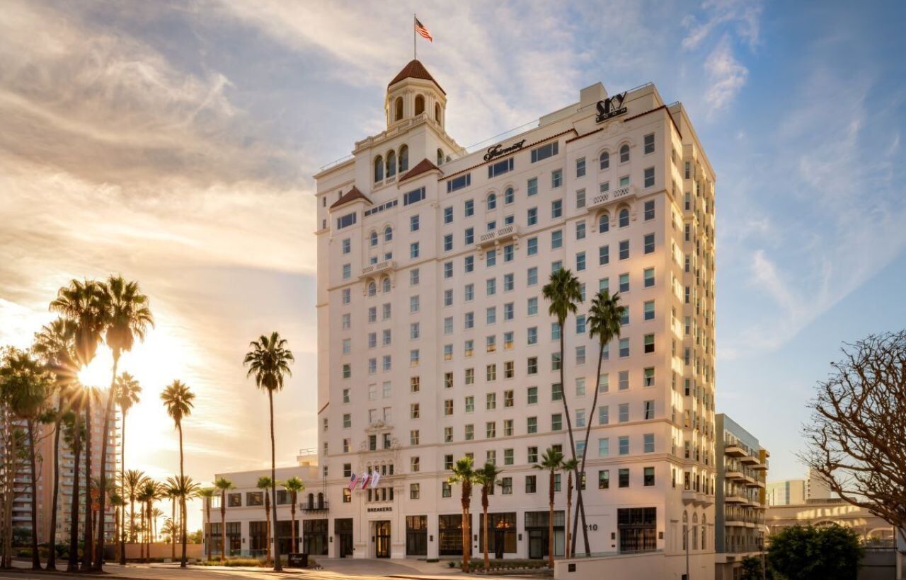 Exterior photo of Fairmont Breakers Long Beach hotel