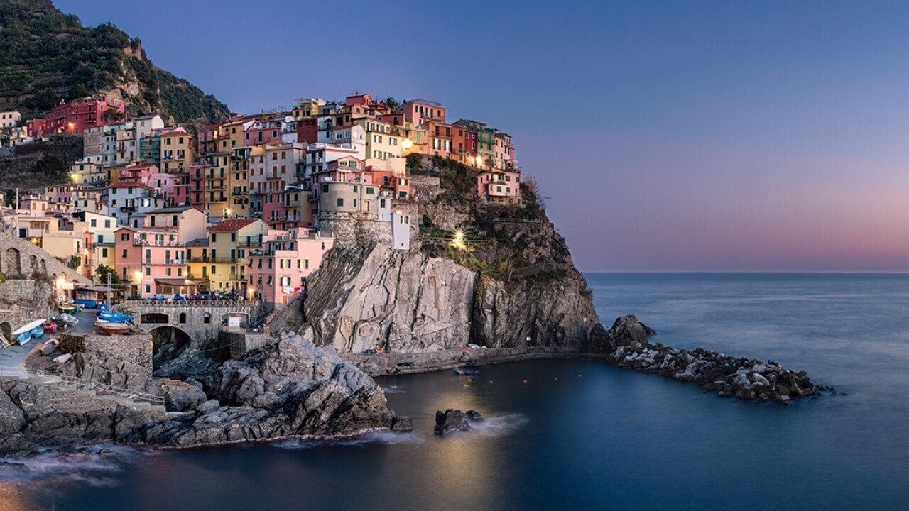 10 surreal natural landscapes every Gen Z traveler should see