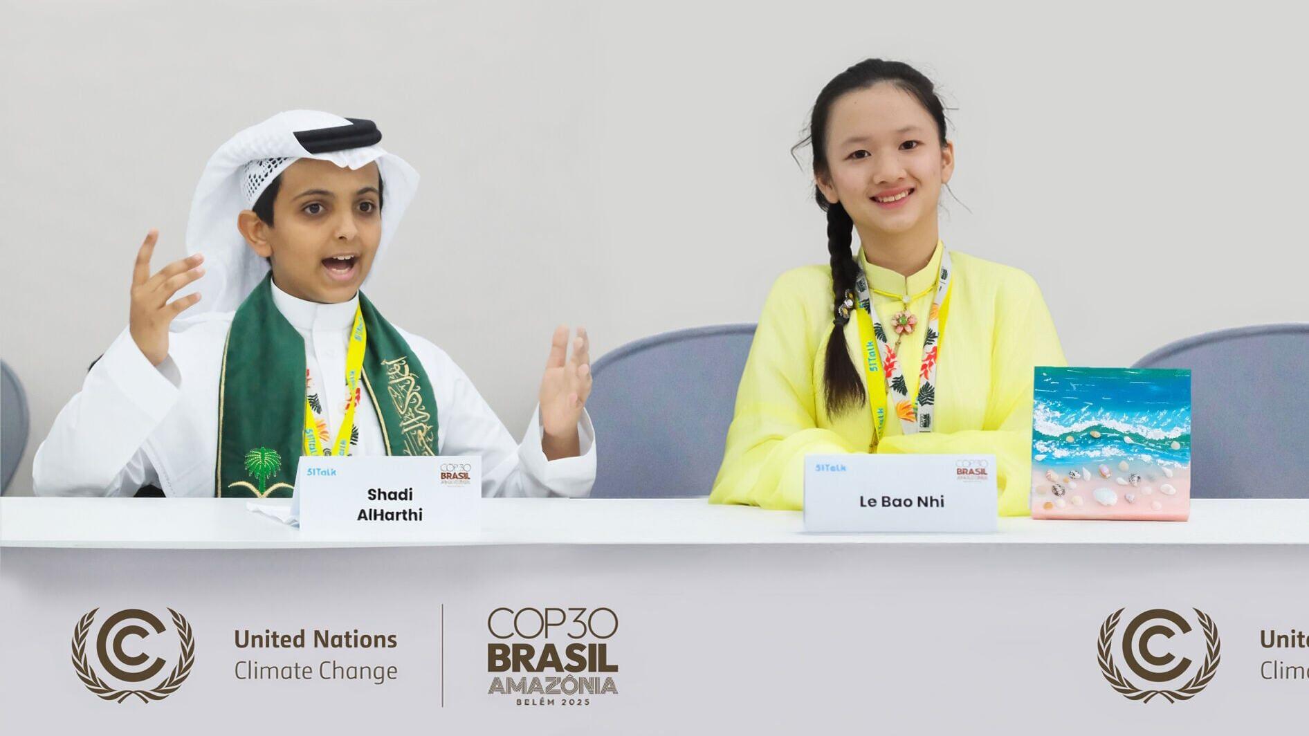 51Talk student representatives deliver speeches in English at the United Nations COP30.