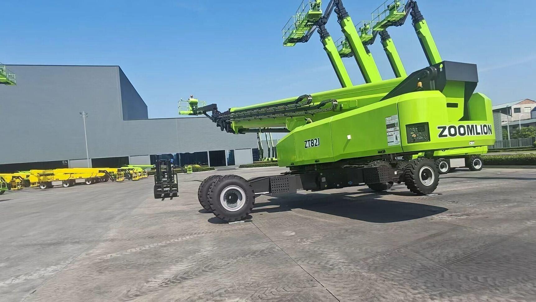 Zoomlion’s  straight-boom aerial work platform undergoes a slewing stability test at the company’s testing facility