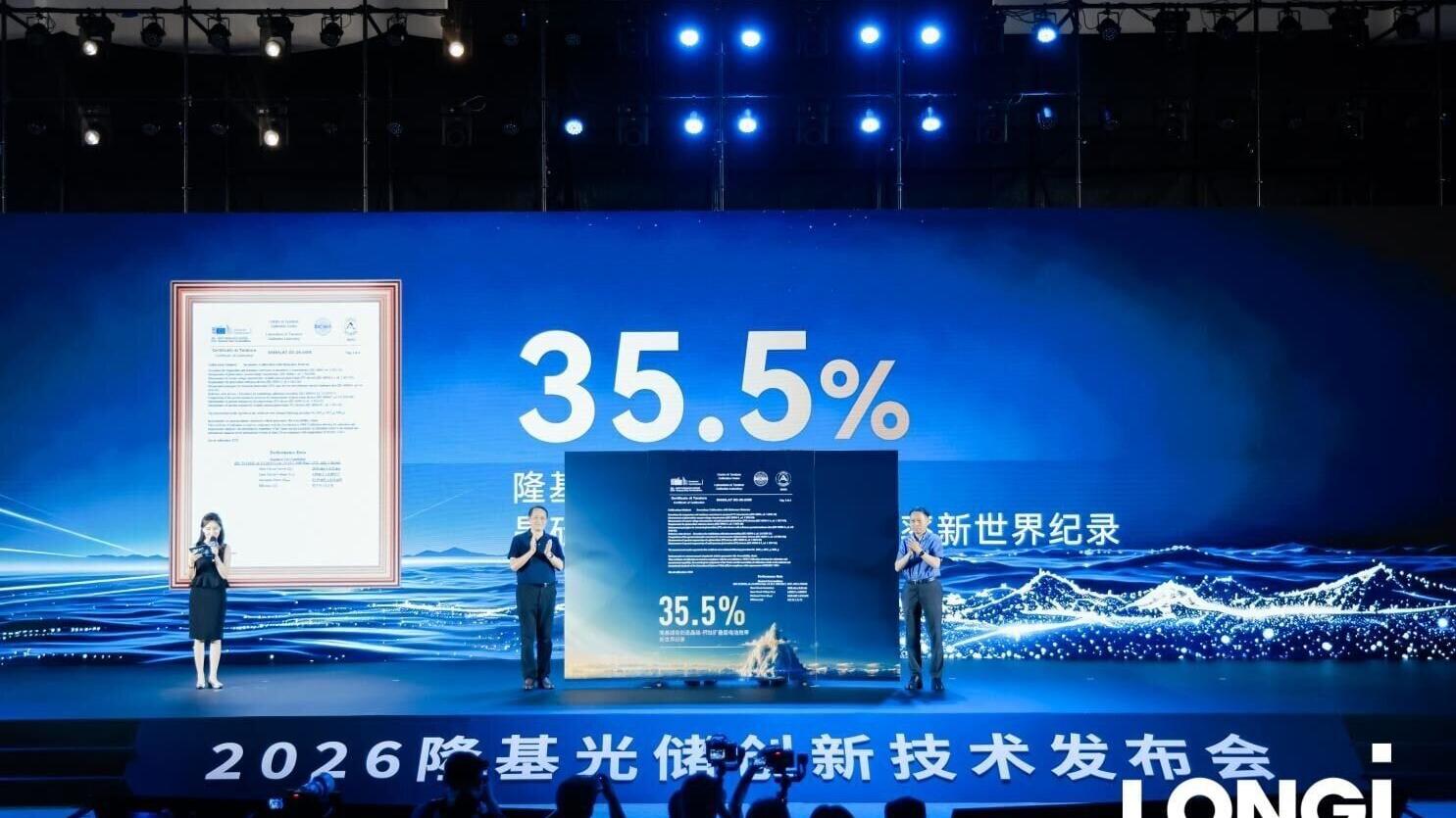 LONGi officially announced that its independently developed crystalline silicon-perovskite tandem solar cell has achieved a conversion efficiency of 35.5%, certified by the European Solar Test Installation (ESTI)