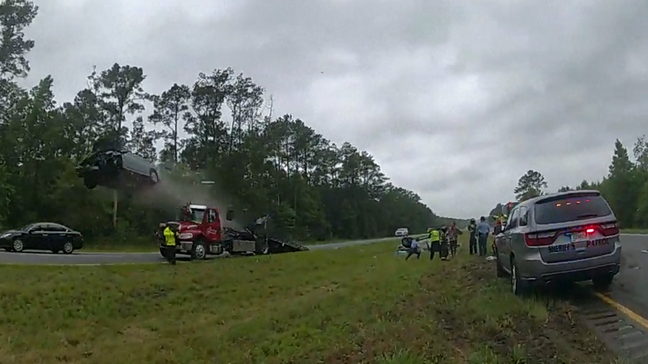 tow truck crash