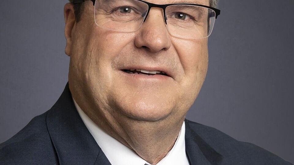 Dennis Shaffer