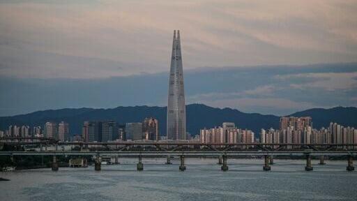 AI-powered cameras on bridges over Seoul's Han River are alerting first responders to people who might attempt to take their own lives
