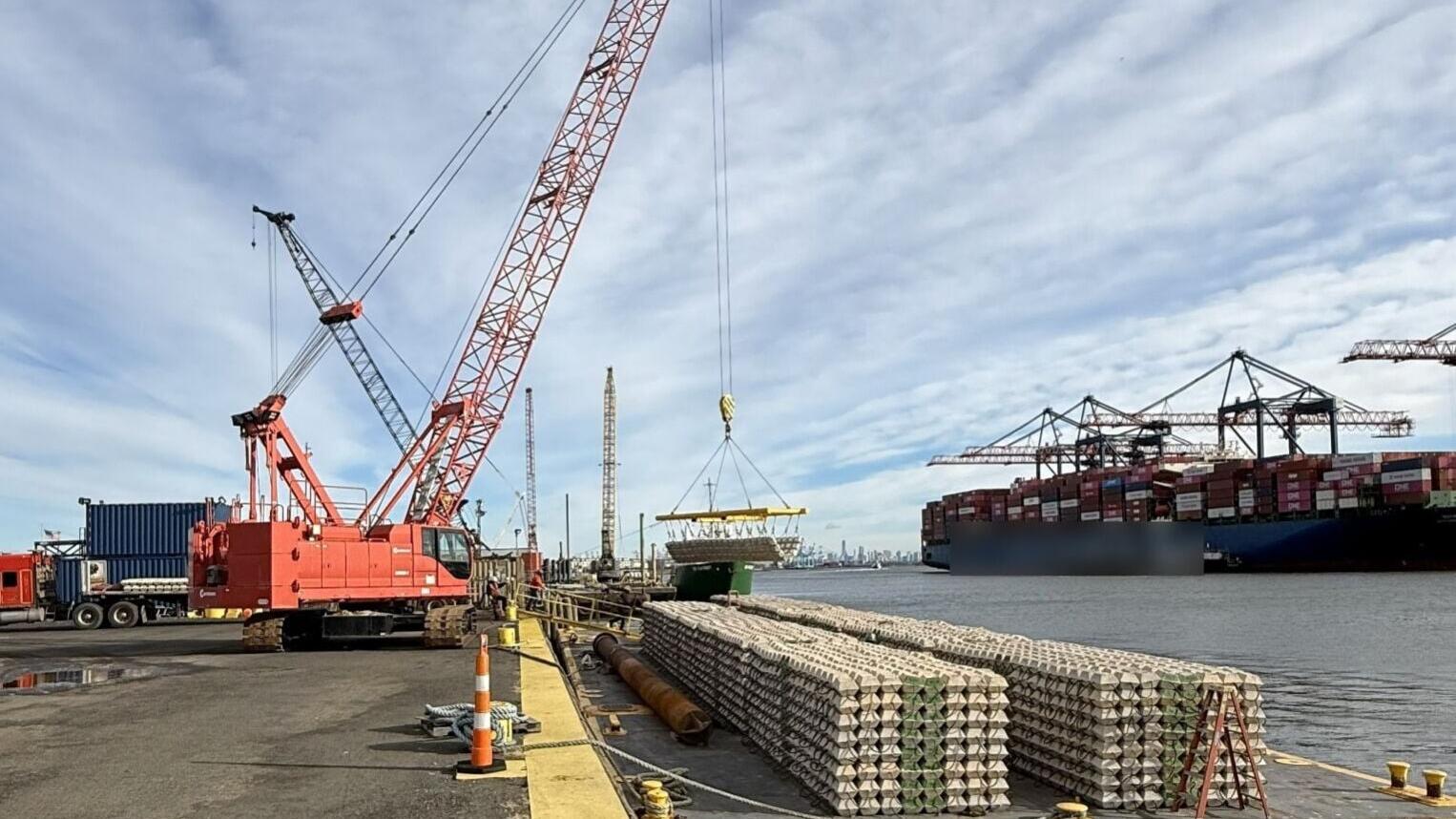 Under the new commercial agreement, Submar will manufacture, market, and distribute its signature articulated concrete revetment mats, commonly known as the Submar Mat, incorporating ECOncrete’s patented bio-enhancing technology throughout the Gulf coas...