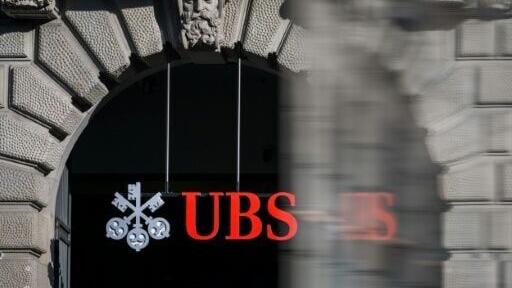 Swiss banking giant UBS reported Wednesday that net profit rose 17 percent to $2.8 billion in the second quarter