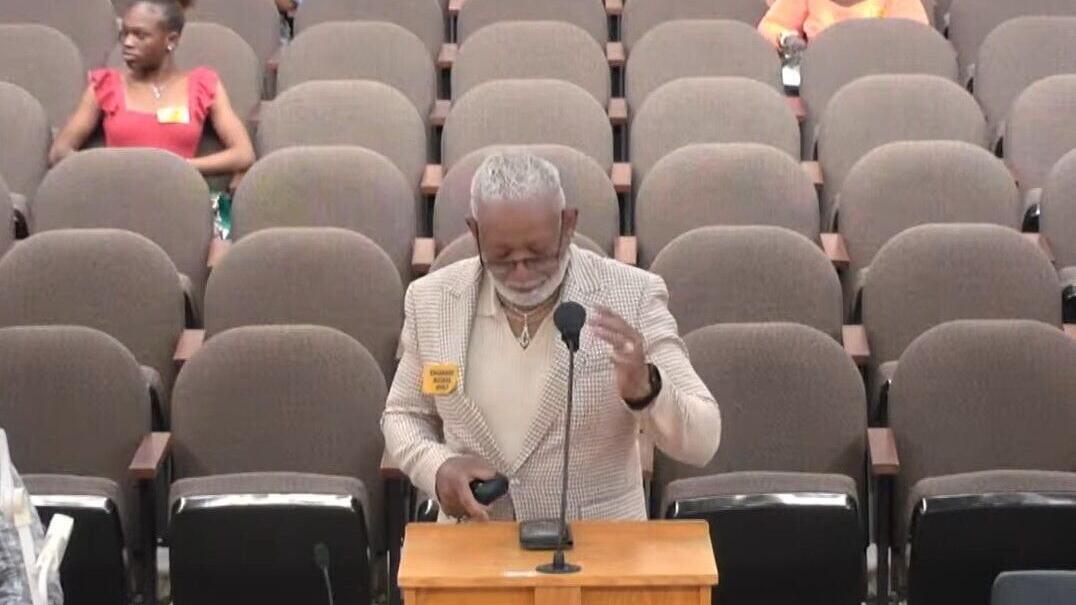 Cochran at city council