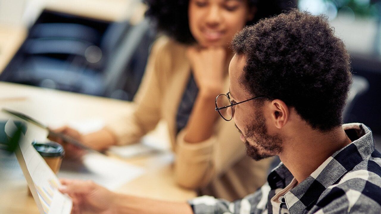 Roth IRA vs. traditional IRA: Which is right for you?