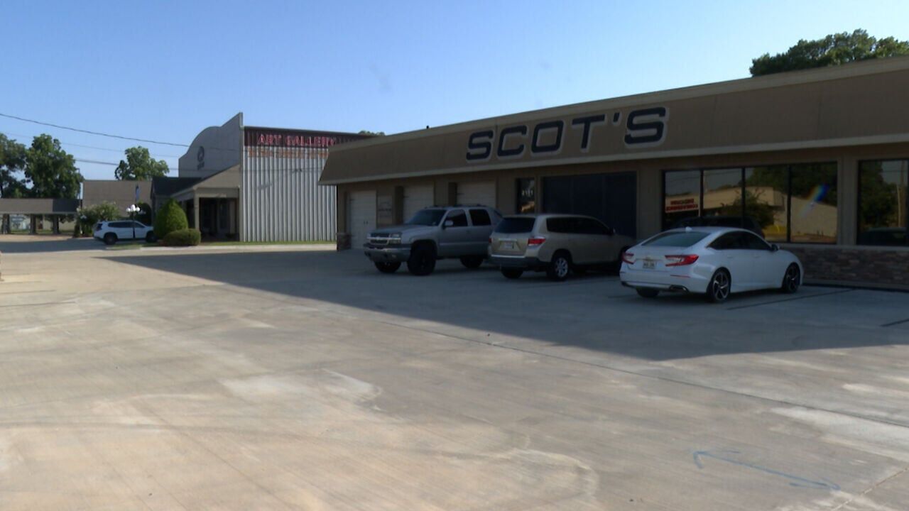 Scot's Audio and Bossier Power &amp; Equipment parking lots