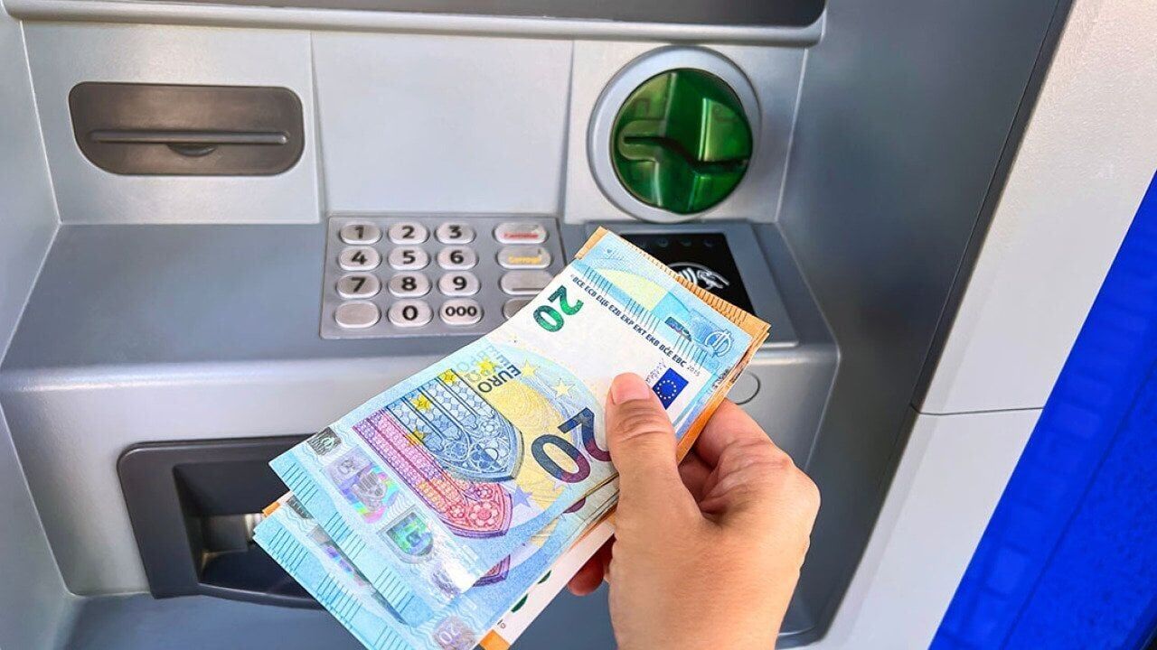 Spending while you’re abroad: What you need to know