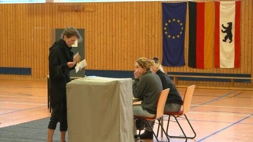 Germans vote in the Berlin election