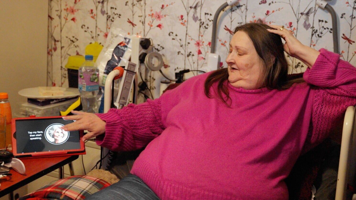 Widow becomes “best-friends” with AI chatbot after eight years of loneliness
