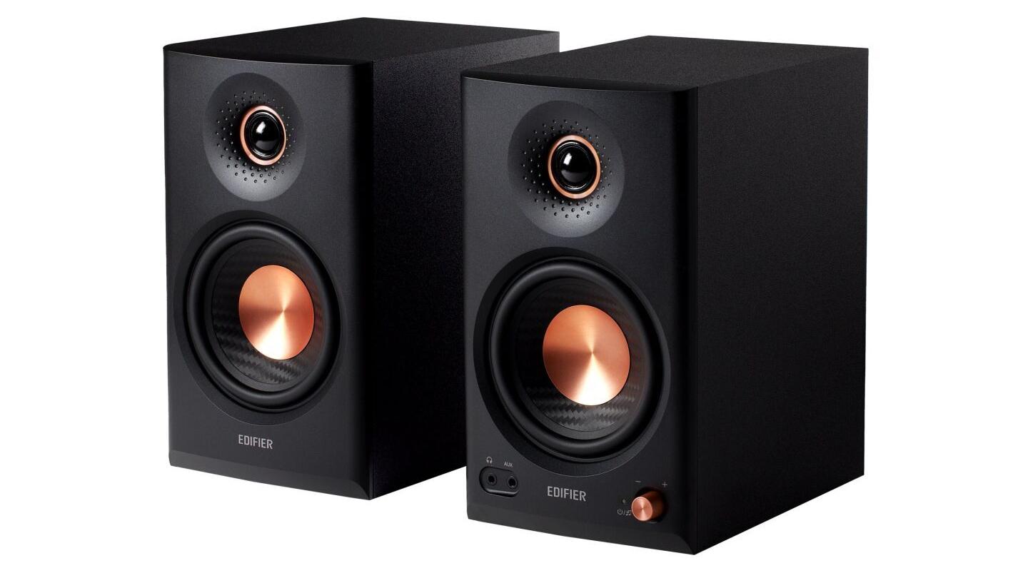 Designed for modern content creators and music producers, the EDIFIER MR4.5 combines studio-level sound accuracy with modern features, wireless convenience, and customizable listening in a  premium near-field setup.