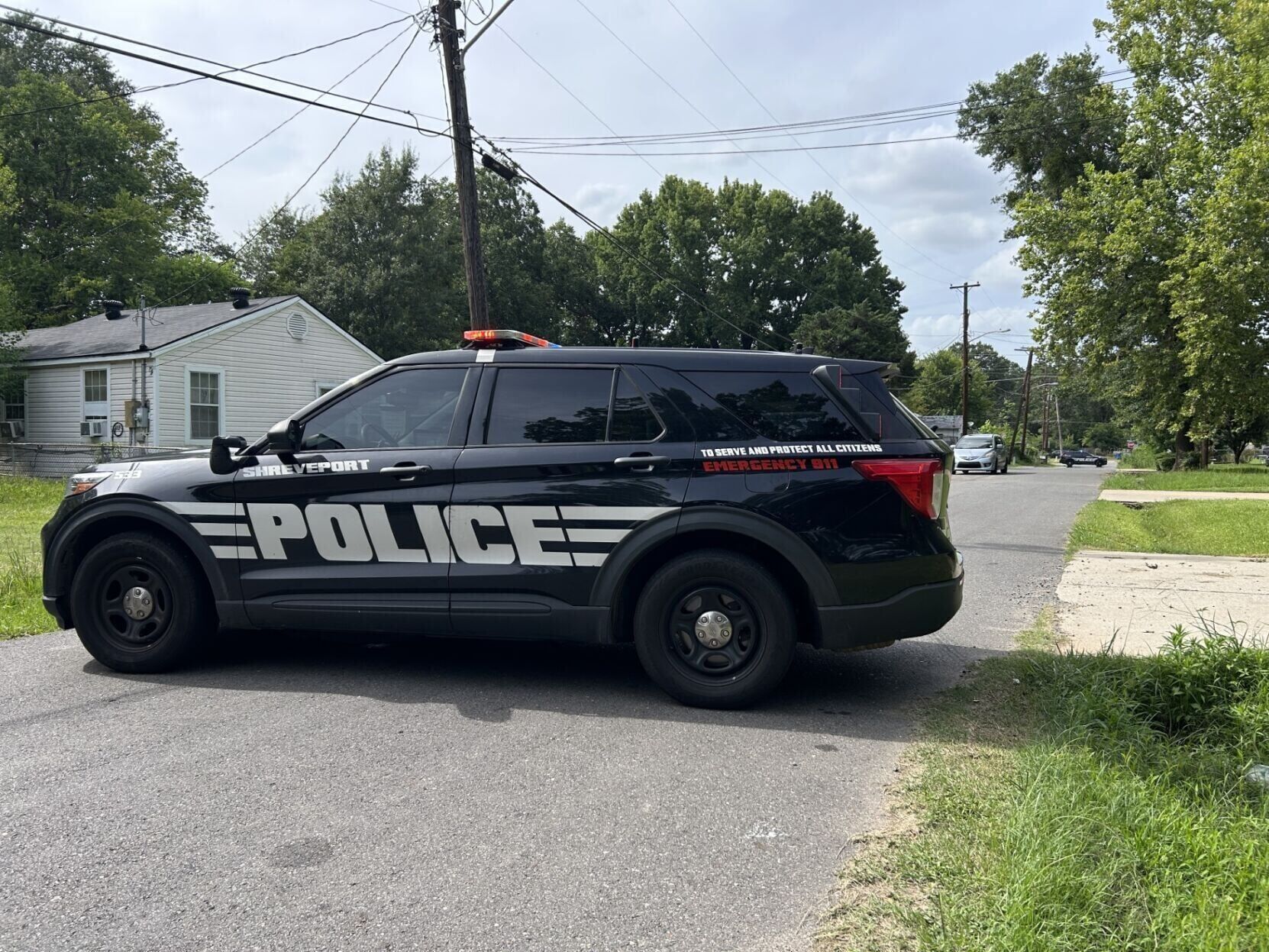 SPD patrol unit on Attaway shooting scene