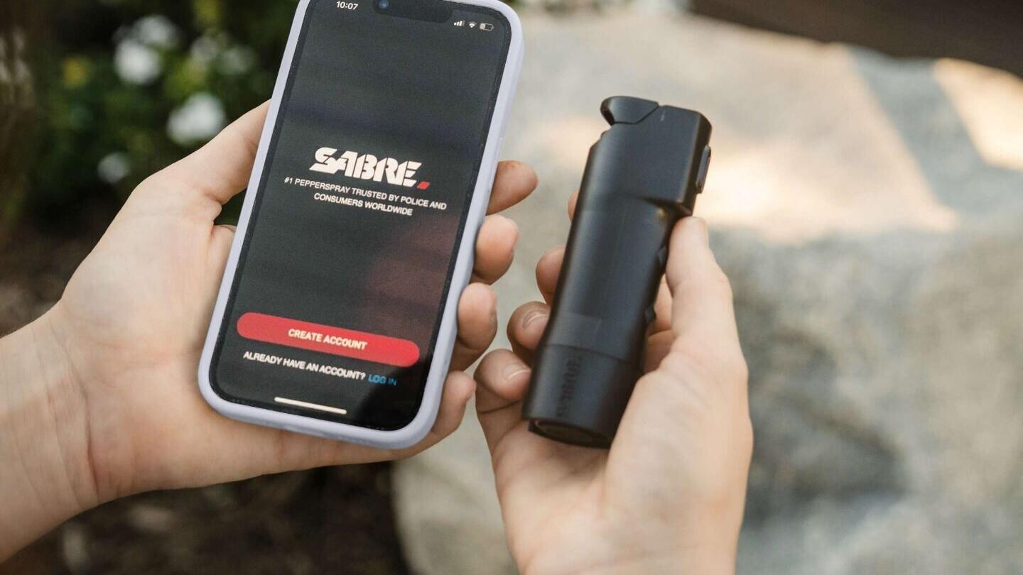 SMART 2.0 connects to the free SABRE Personal Safety App to help share your location when seconds matter