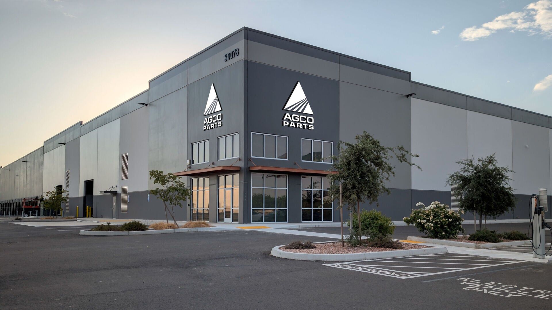 AGCO’s new 115,000-square-foot Parts Distribution Center in Visalia, Calif., more than doubles the company’s West Coast parts capacity, stocking more high-demand parts closer to western dealers and farmers. The expanded location is designed to improve a...