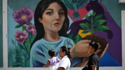 Muralists say they can now go more freely into neighborhoods that were once gripped by the terror of the gangs