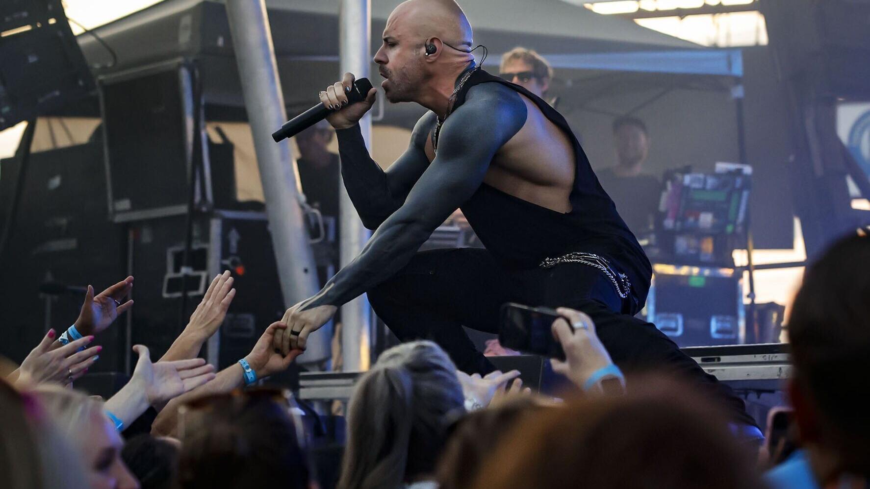 Daughtry concert