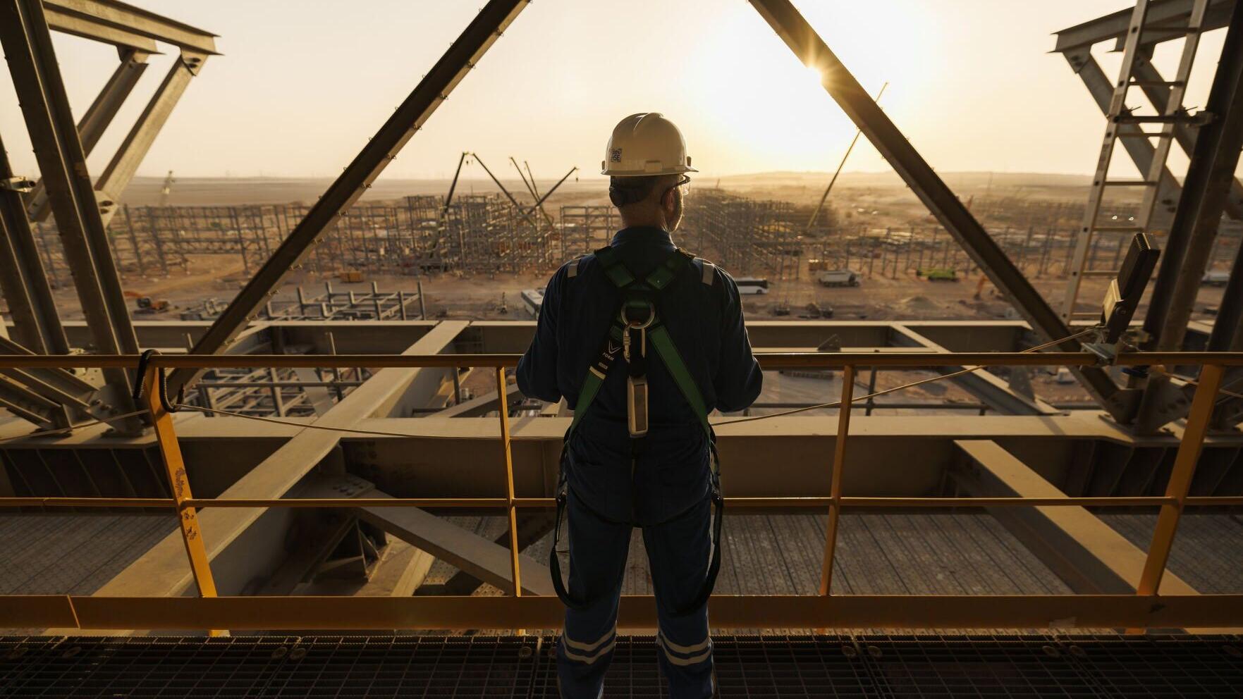 ADNOC Gas Delivers Resilient Q2 Net Income, Takes FID on Major Growth Projects