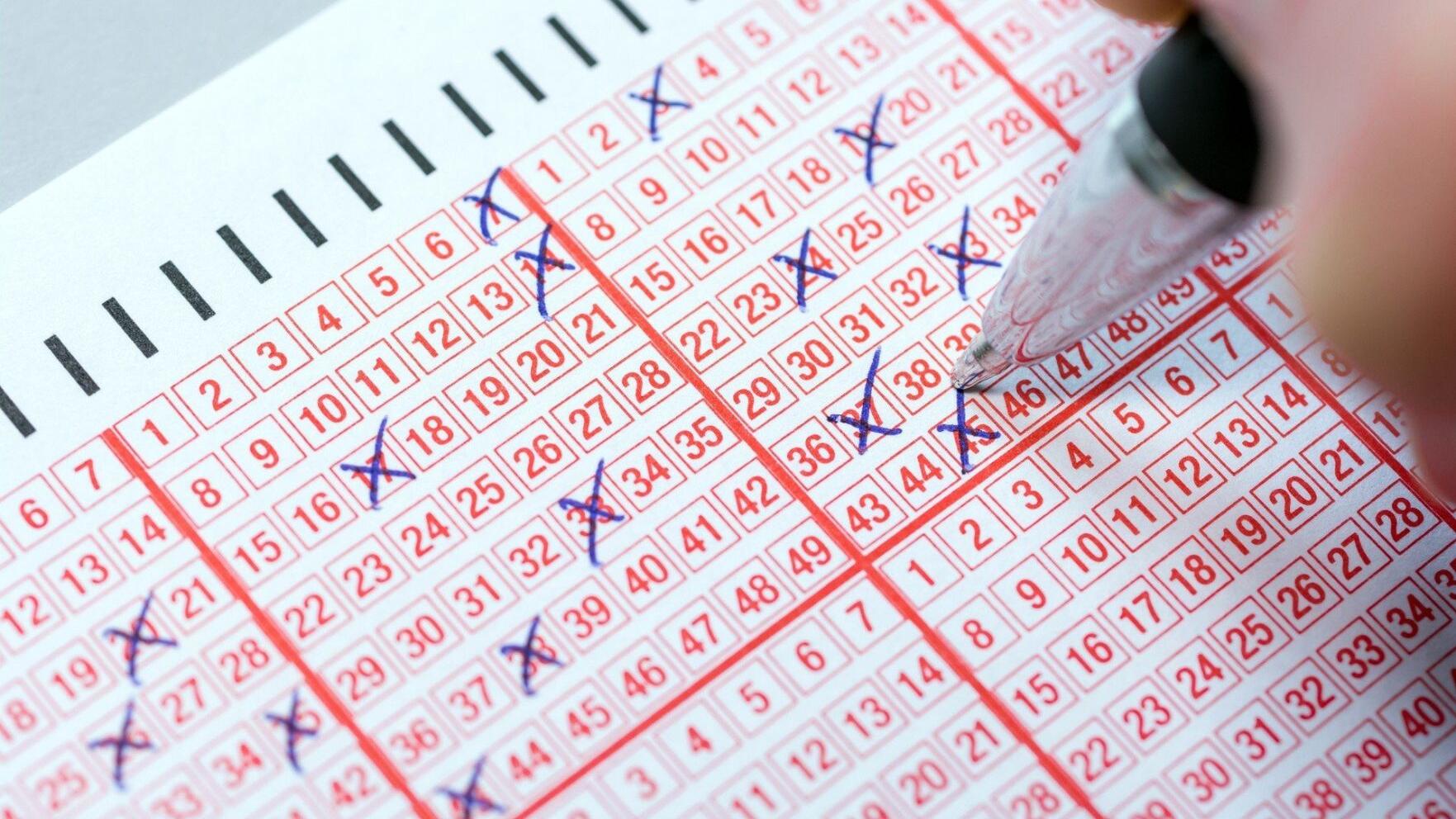 Poznaj rezultaty losowań lotto z 22.09.2026. Dowiedz się, czy masz powody do radości