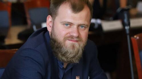 Jeden komisja zaopiniowała negatywnie. Górawski: Ten wniosek jest przedwczesny